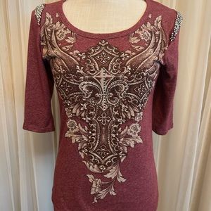 Like new Burgundy Angels & Diamonds top bought originally from Buckle